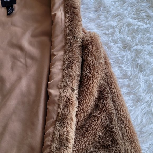 Gap Girl's Teddy Vest Size L - Picture 4 of 7